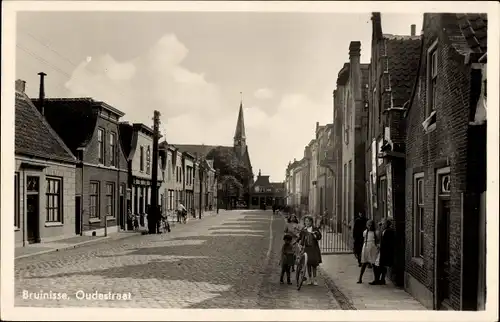 Ak Bruinisse Zeeland, Oudestraat