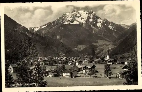 Ak Mayrhofen im Zillertal Tirol, Ortsansicht, Berg