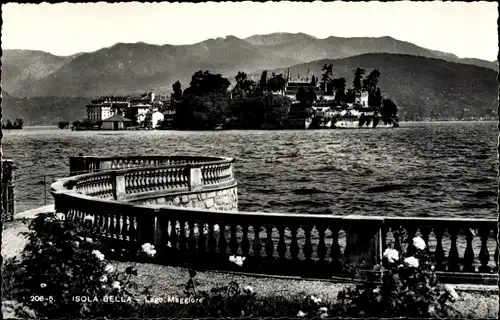 Ak Isola Bella Lago Maggiore Piemonte, Blick auf Insel