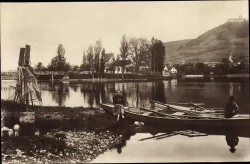 Ak Stein am Rhein Kanton Schaffhausen, Insel Werd, Fischerboote, Reusen, Brücke