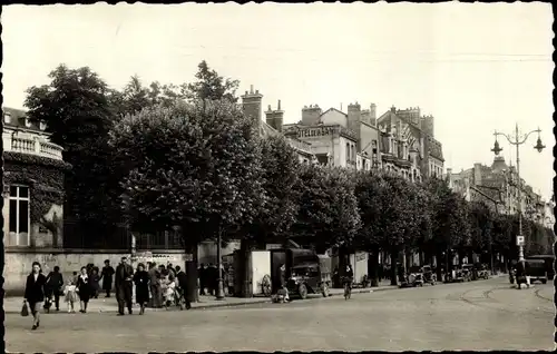 Ak Reims Marne, Place Drouel de Erlon