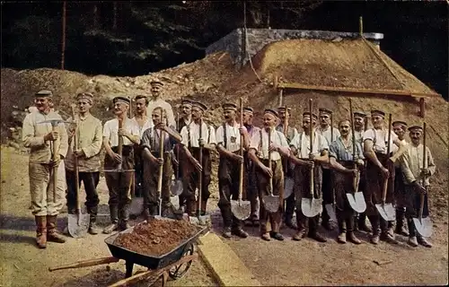 Ak Wirklichkeitsbilder vom Kriegsschaupatz, Parade der Schipper, I WK