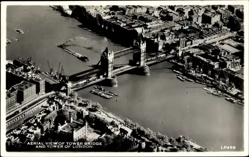 Ak London City England, Tower Bridge, Tower of London, Aerial View