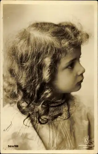 Ak Portrait von einem Mädchen mit Locken