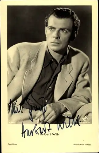 Ak Schauspieler Herbert Wilk, Portrait mit Zigarette, Ross A 3412/1, Autogramm