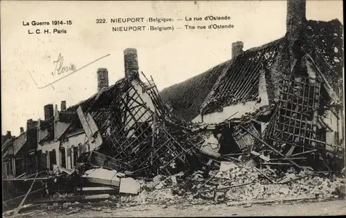 Ak Nieuport Nieuwpoort Westflandern, durch Bomben zerstörtes Haus