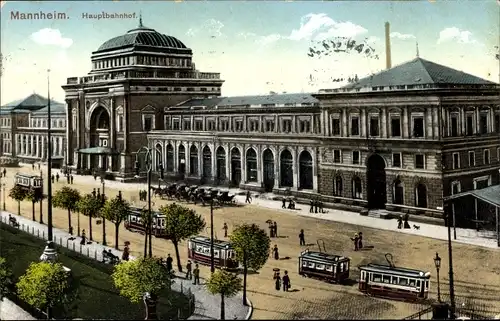 Ak Mannheim in Baden Württemberg, Straßenpartie vor dem Hauptbahnhof