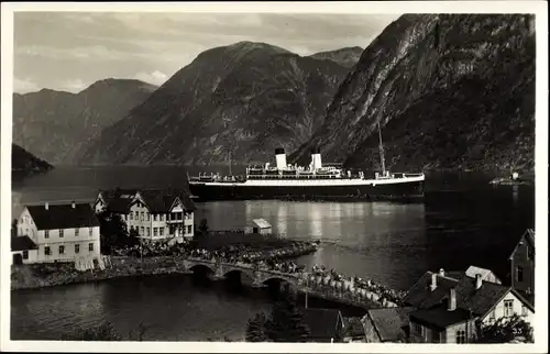 Ak Hellesylt Norwegen, MS Monte Sarmiento