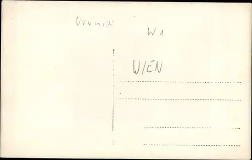 Foto Ak Wien 1 Innere Stadt, Aspernbrücke, Kriegsministerium, Urania
