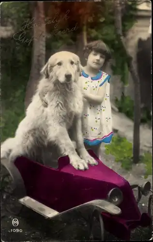 Ak Glückwunsch Geburtstag, Hund im Spielzeugauto, Mädchen