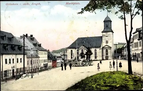 Ak Grünhain Beierfeld im Erzgebirge Sachsen, Blick auf den Marktplatz