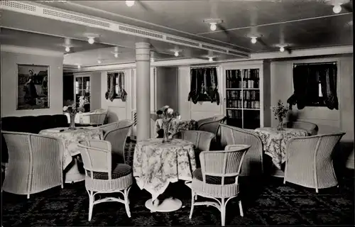 Ak Dampfschiff Hansa, HAPAG, Halle der Touristenklasse, Innenansicht