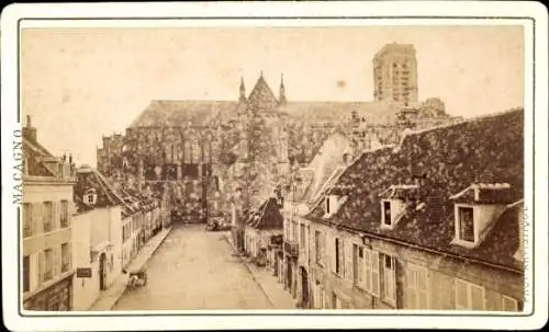 CdV Soissons Aisne, Kathedrale, Straßenpartie