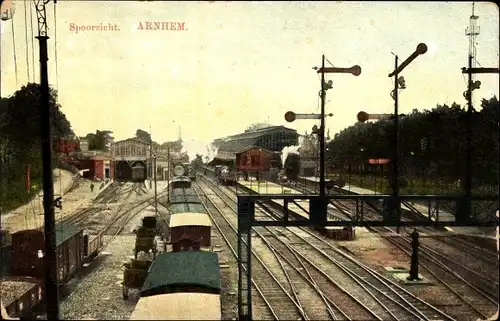 Ak Arnhem Gelderland Niederlande, Bahnhof, Gleisanlagen