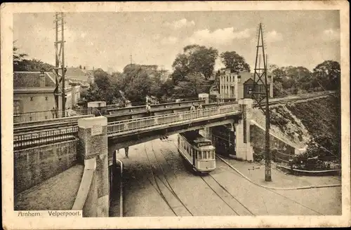 Ak Arnhem Gelderland Niederlande, Velperpoort, Straßenbahn