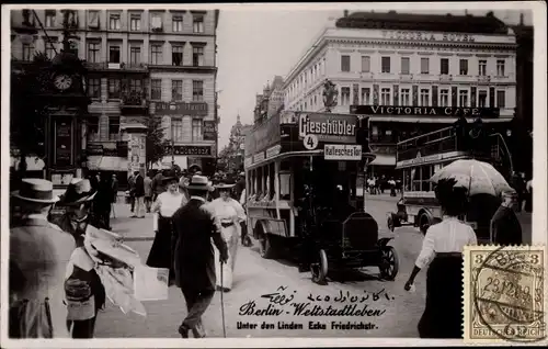 Ak Berlin, Unter den Linden Ecke Friedrichstraße, Victoria Cafe, Busse, Reklame Giesshübler