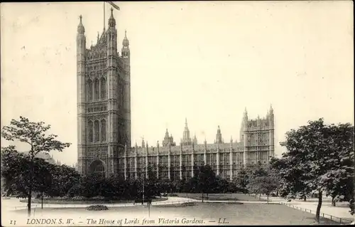 Ak London City England, The House of Lords from Victoria Gardens