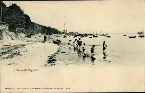 Ak Hamburg Altona Oevelgönne, Strandleben, Kinder am Planschen