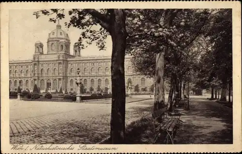 Ak Wien 1 Innere Stadt, Naturhistorisches Staatsmuseum