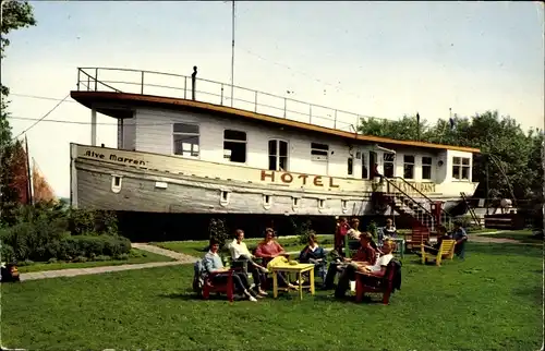 Ak Langweer Friesland Niederlande, Hotelschiff De Alve Marren, Hotelgäste