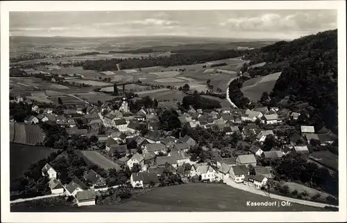 Ak Kasendorf in Oberfranken, Luftbild vom Ort