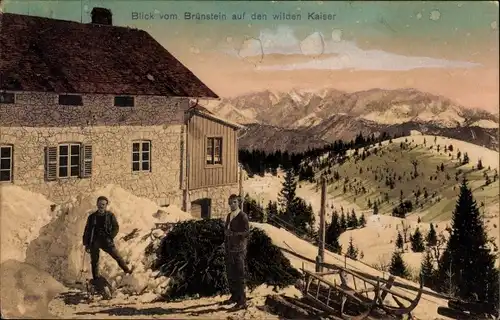 Ak Oberaudorf im Kreis Rosenheim Oberbayern, Blick vom Brünnstein auf den wilden Kaiser, Schlitten