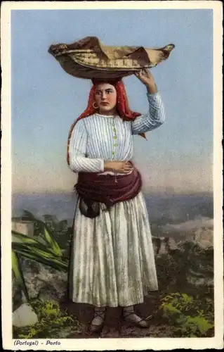 Ak Porto Portugal, Frau in portugiesischer Volkstracht