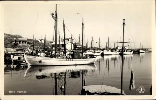 Ak Rörö Schweden, Hamnen, Boote