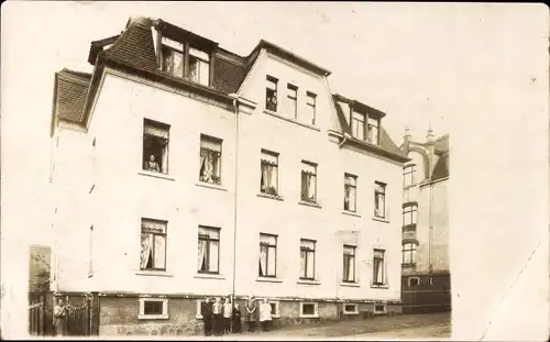 Foto Ak Wilkau Haßlau in Sachsen, Wohnhaus, Anwohner