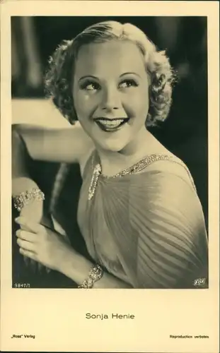 Ak Schauspielerin Sonja Henie, Portrait, Ross 9847/1