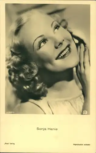 Ak Schauspielerin Sonja Henie, Portrait, Ross Verlag 21471