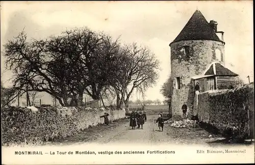 Ak Marchais Montmirail Marne, La Tour de Montlean, vestige des anciennes Fortifications