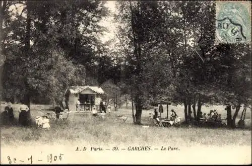 Ak Garches Hauts de Seine, Le Parc