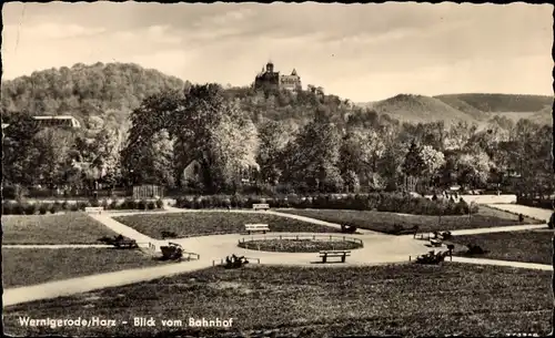 Ak Wernigerode im Harz, Blick vom Bahnhof, Park, Burg