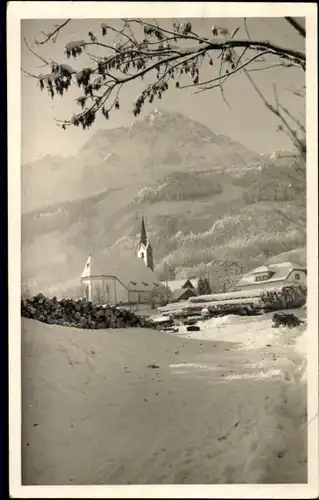 Foto Ak Bad Reichenhall in Oberbayern, Kirche, Winteransicht