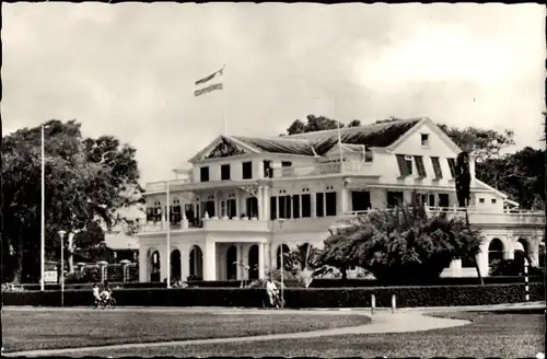 Ak Paramaribo Suriname, Oranjeplein