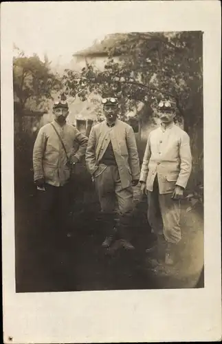 Foto Ak Französische Soldaten, 1.WK, Dritte Republik, Gruppenbild, Brilllen