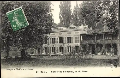 Ak Rueil Hauts-de-Seine, Manoir de Richelieu, vu du Parc