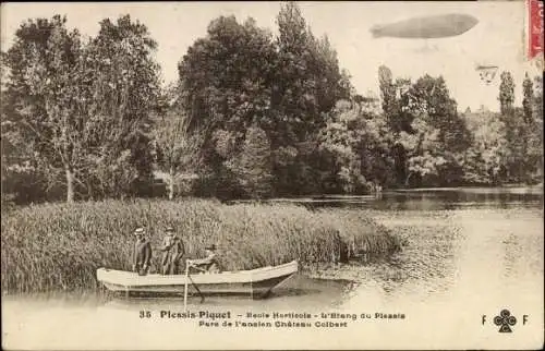 Ak Plessis Piquet Hauts-de-Seine, Ecole Horticole, Chateau Colbert, Zeppelin