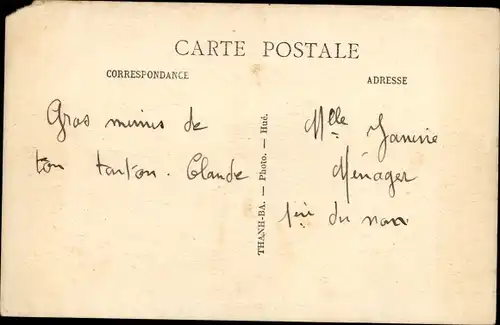 Ak Vietnam ?, Bewässerung von einem Feld