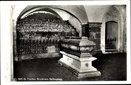 Ak St. Florian Oberösterreich, Stift St. Florian, Bruckners Sarkophag