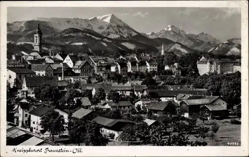 Ak Traunstein in Oberbayern, Totalansicht, Gebirge, Kirche