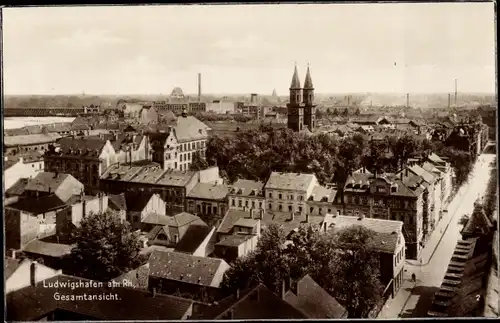Ak Ludwigshafen am Rhein, Gesamtansicht, Turm
