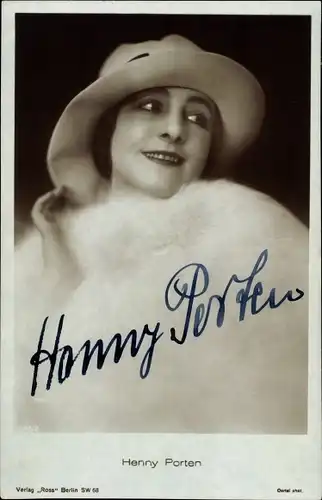 Ak Schauspielerin Henny Porten, Portrait, Hut, Pelz, Autogramm