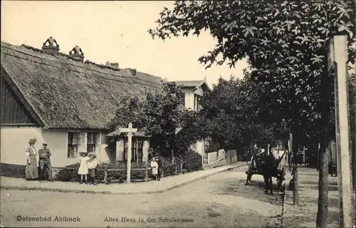 Ak Ostseebad Ahlbeck Heringsdorf auf Usedom, Altes Haus in der Schulstraße