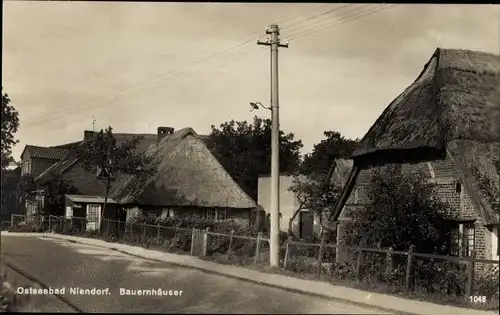 Ak Ostseebad Niendorf Timmendorfer Strand, Bauernhäuser