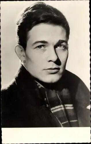 Ak Schauspieler Jacques Charrier, Portrait, Carboplane