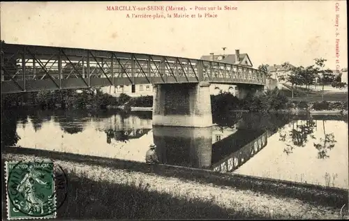 Ak Marcilly sur Seine Marne, Pont, La Mairie, La Place