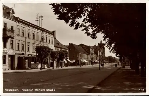 Ak Neuruppin in Brandenburg, Friedrich Wilhelm Straße