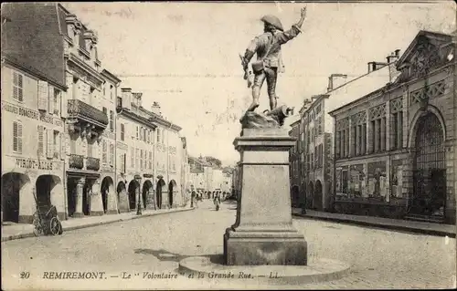 Ak Remiremont Lothringen Vogesen, der Freiwillige, die Grande Rue